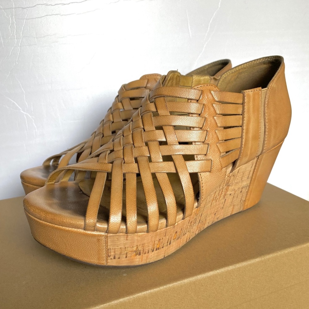 Platform wedge Antigua leather sandals by Chocolat Blu, Women’s 8